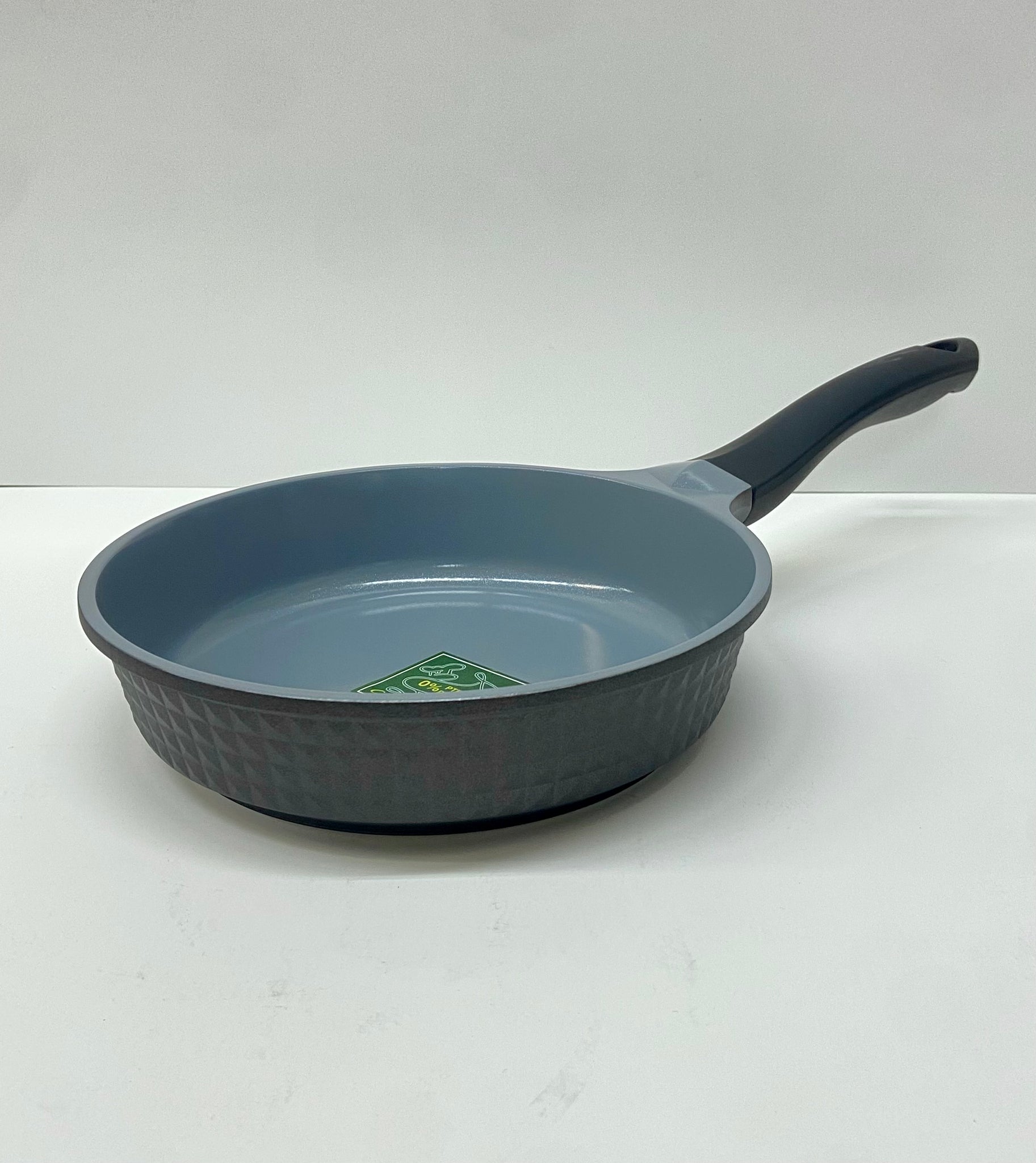 8" Inch Ceramic Non-Stick Fry Pan Diamond Cut - Black
