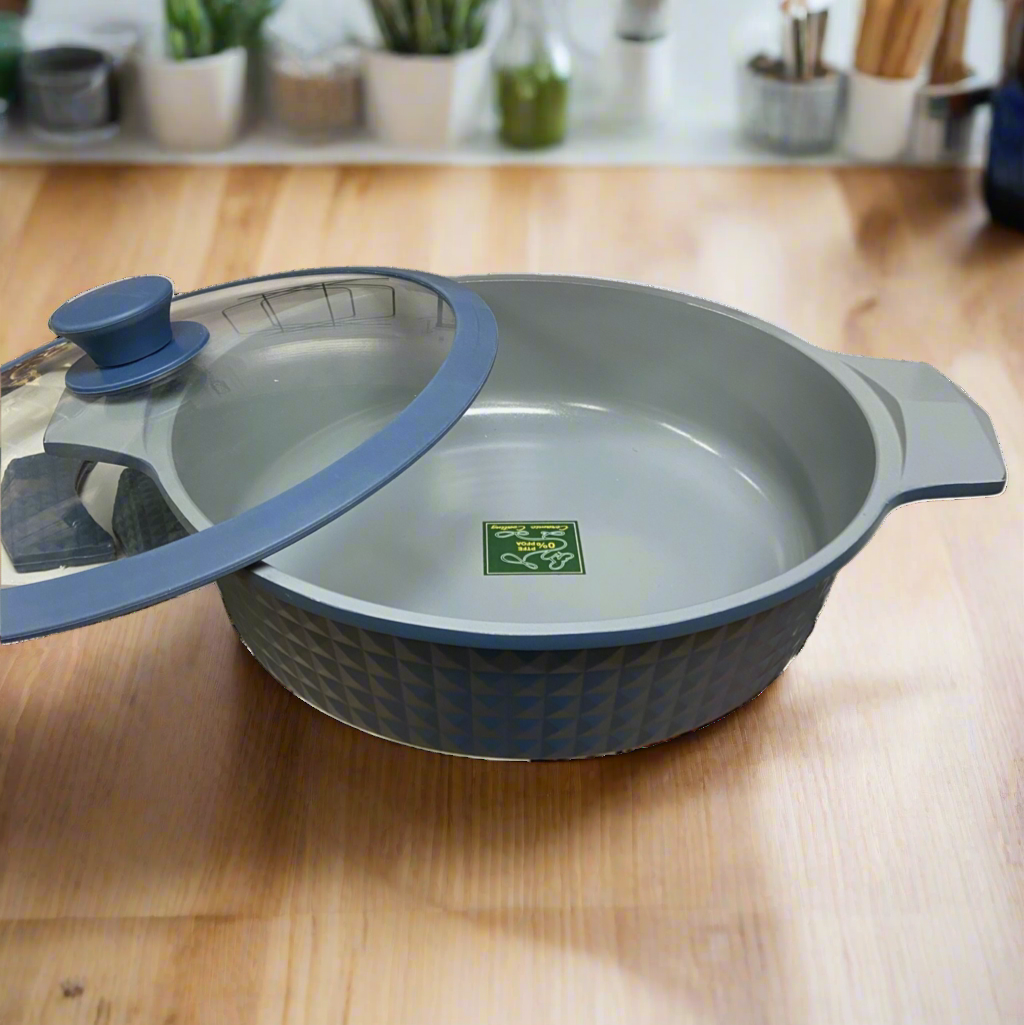 4.5 Quart Ceramic Non-Stick Diamond Cut Low Casserole Pot with Lid - Blue