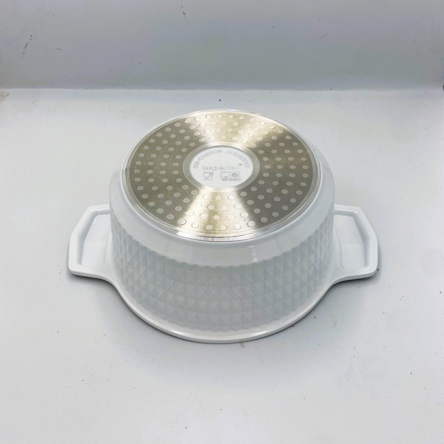 3 Quart Ceramic Non-Stick Diamond Cut Stock Pot with Lid - White