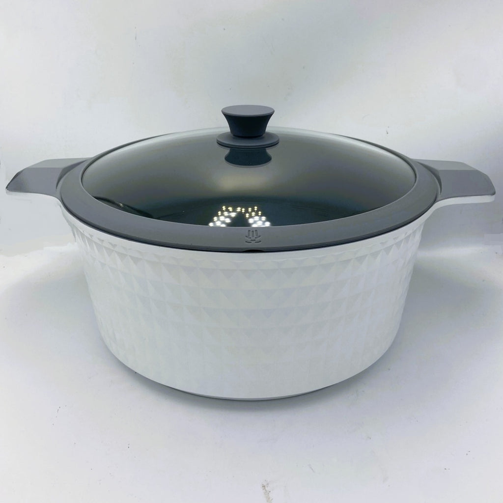 7 Quart Ceramic Non-Stick Diamond Cut Stock Pot with Lid - White