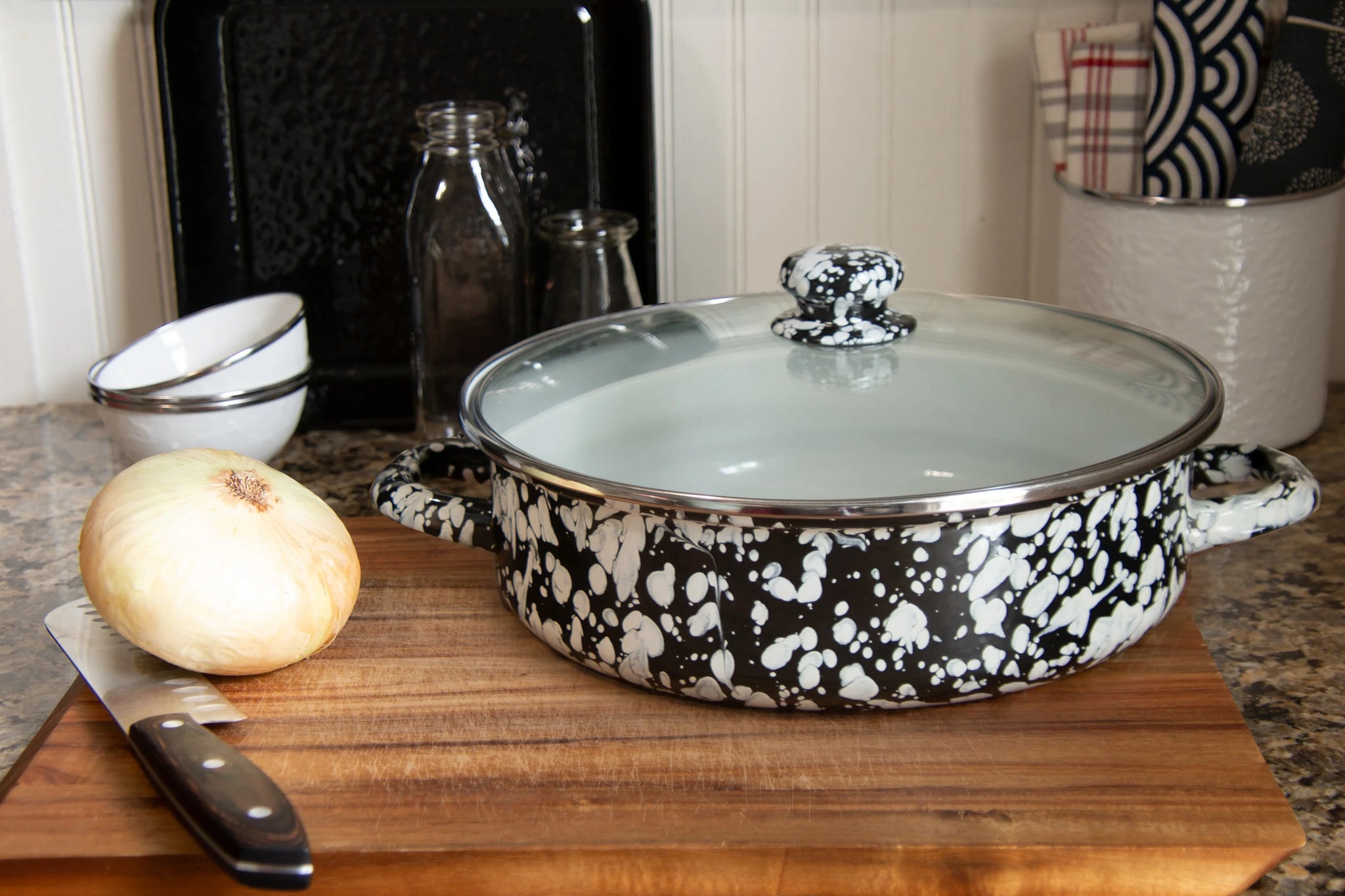 Enamelware Sauté Pan/ Casserole with Glass Lid - 5 Quart -Black Swirl