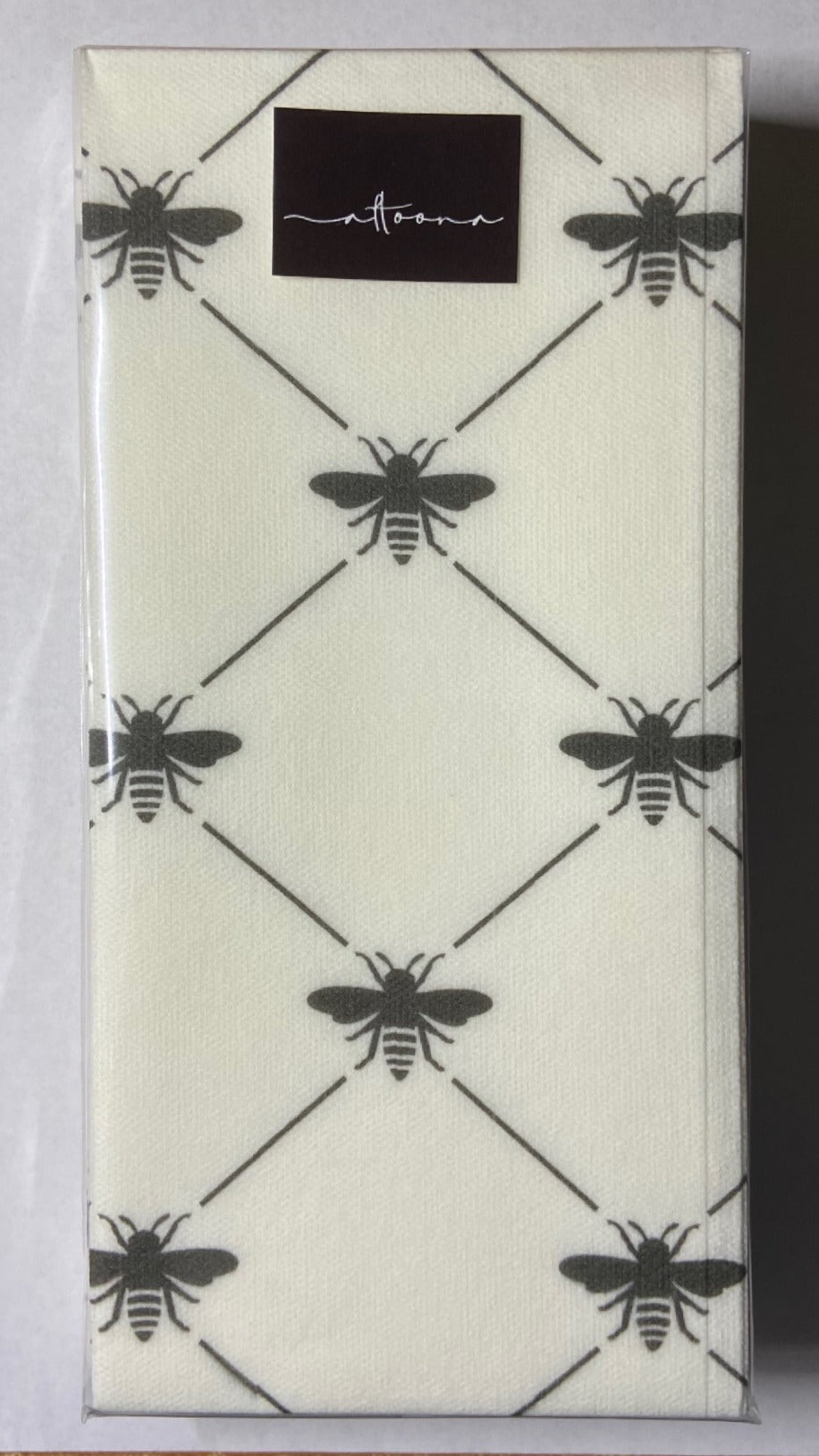 Diamond Bee Curtain Dinner/ Guest Napkins 16 Ct
