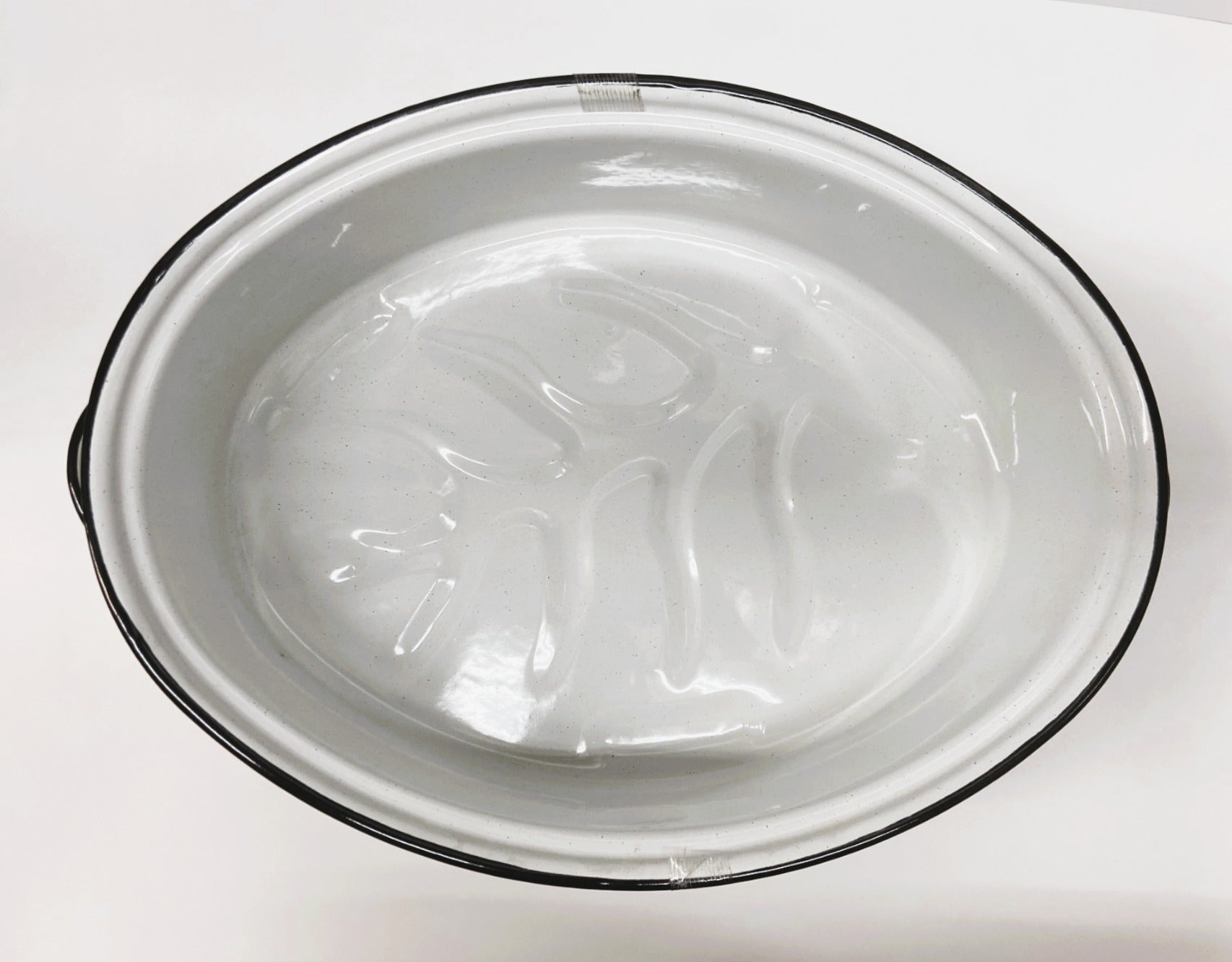 Large 18" inch Enameled White Roaster with Rack -15 lb Capacity