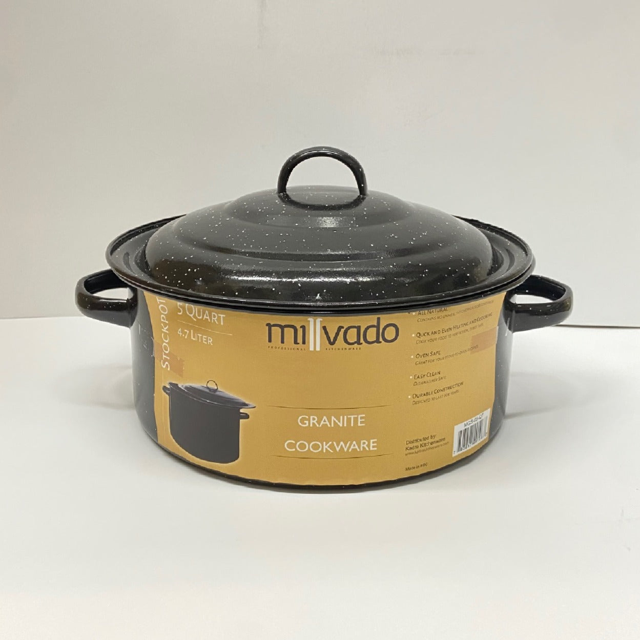 Round Speckled Enameled Covered Roaster/ Stock Pot - 5 lb Capacity / 4.7 Ltr
