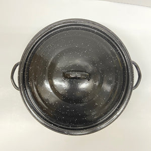 Round Speckled Enameled Covered Roaster/ Stock Pot - 5 lb Capacity / 4.7 Ltr