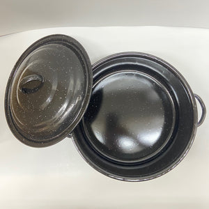 Round Speckled Enameled Covered Roaster/ Stock Pot - 5 lb Capacity / 4.7 Ltr