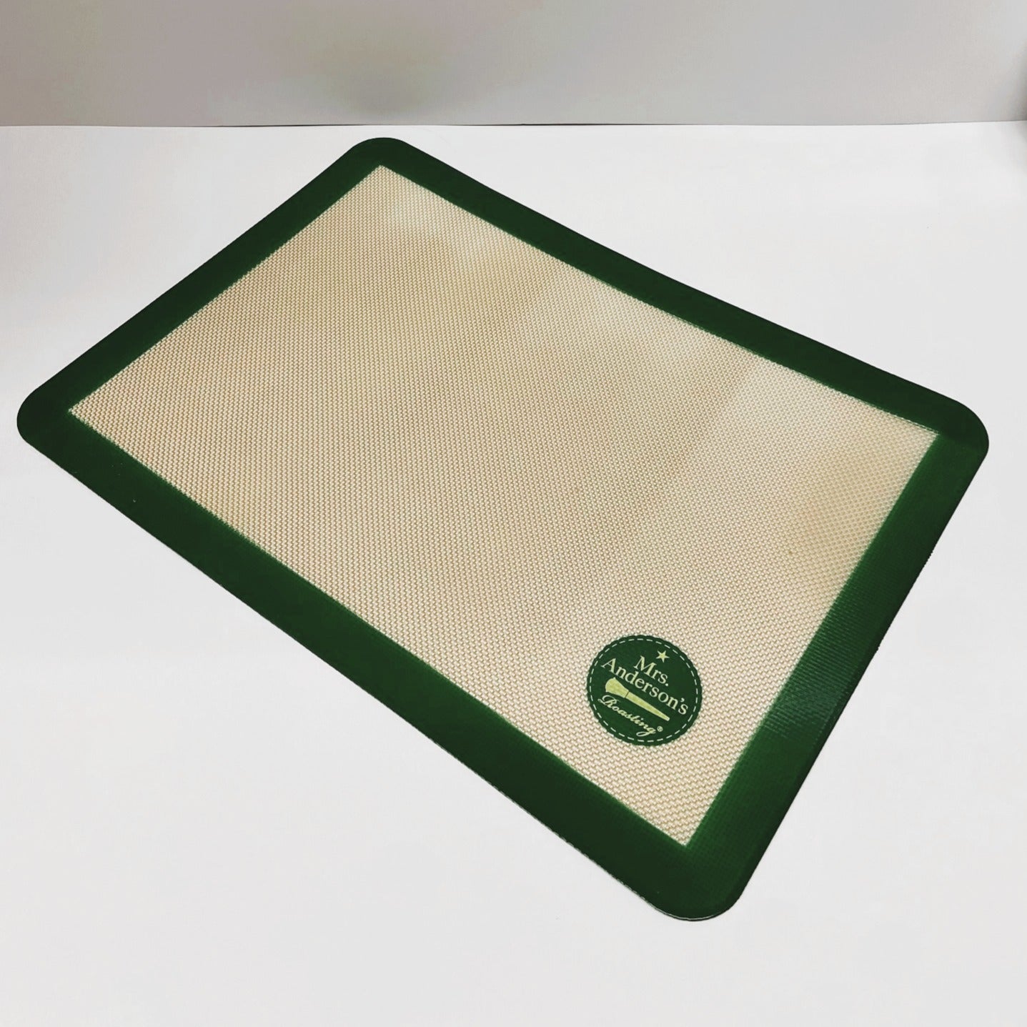 U.S. Half Size Non-Stick Silicone Roasting Mat - 11 5/8" x 16 1/2"