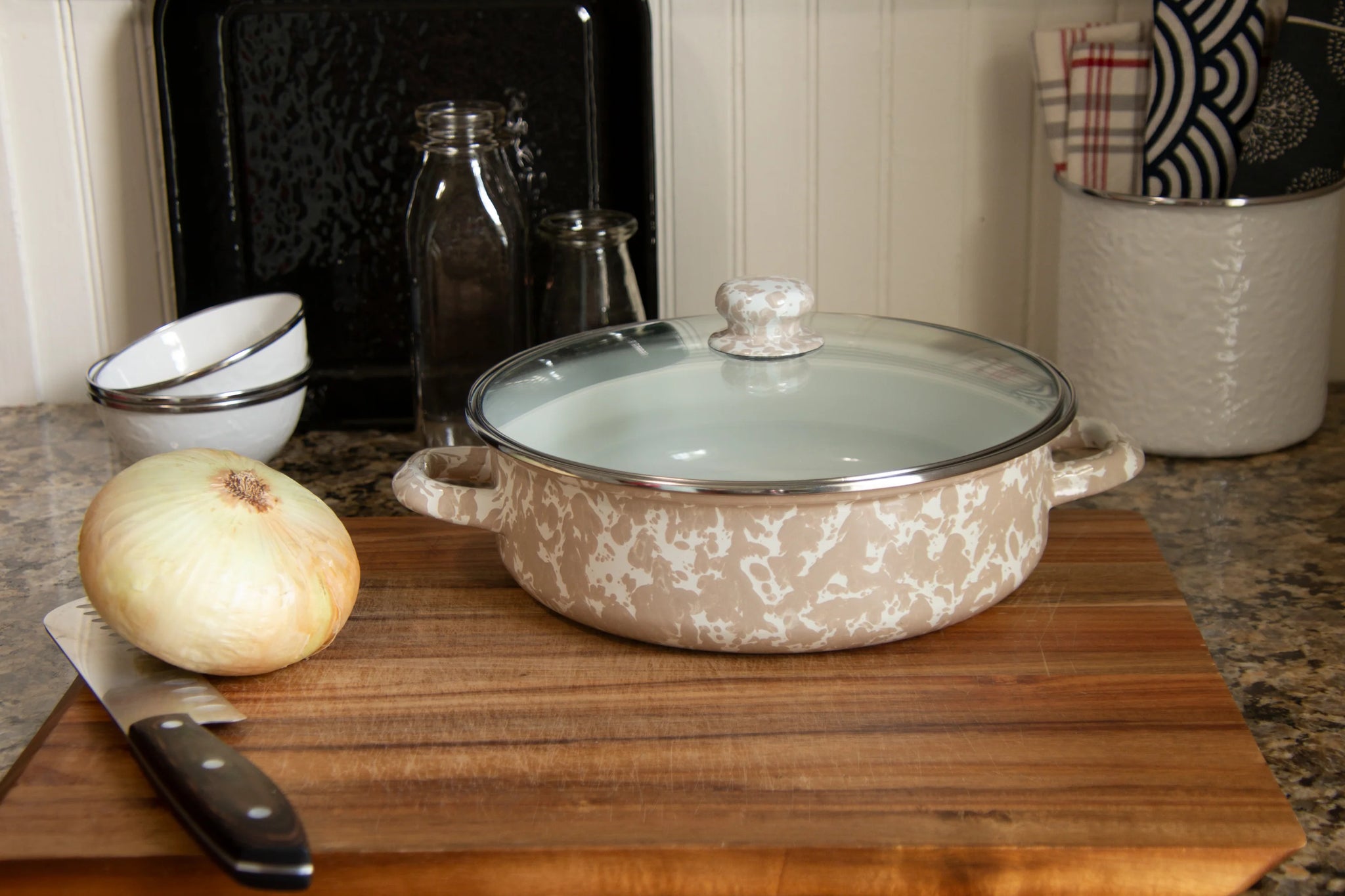Enamelware Sauté Pan/ Casserole with Glass Lid - 3 Quart -Taupe Swirl