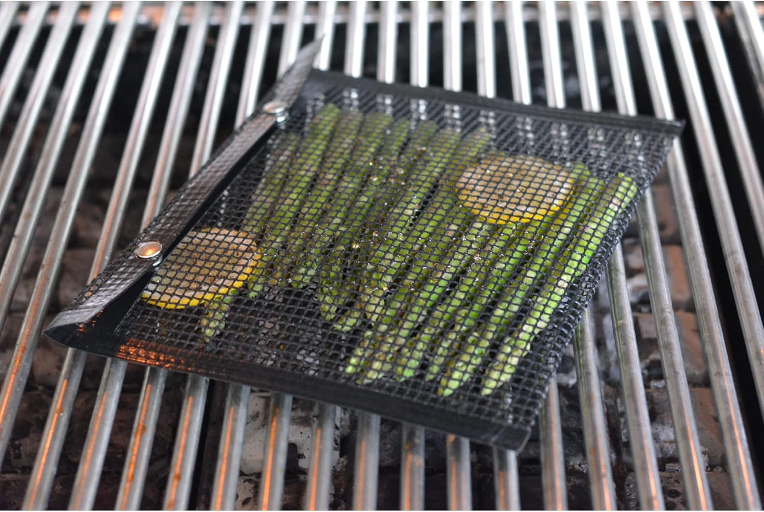 Reusable BBQ Mesh Grilling Bag 12 x 10 - Dishwasher Safe